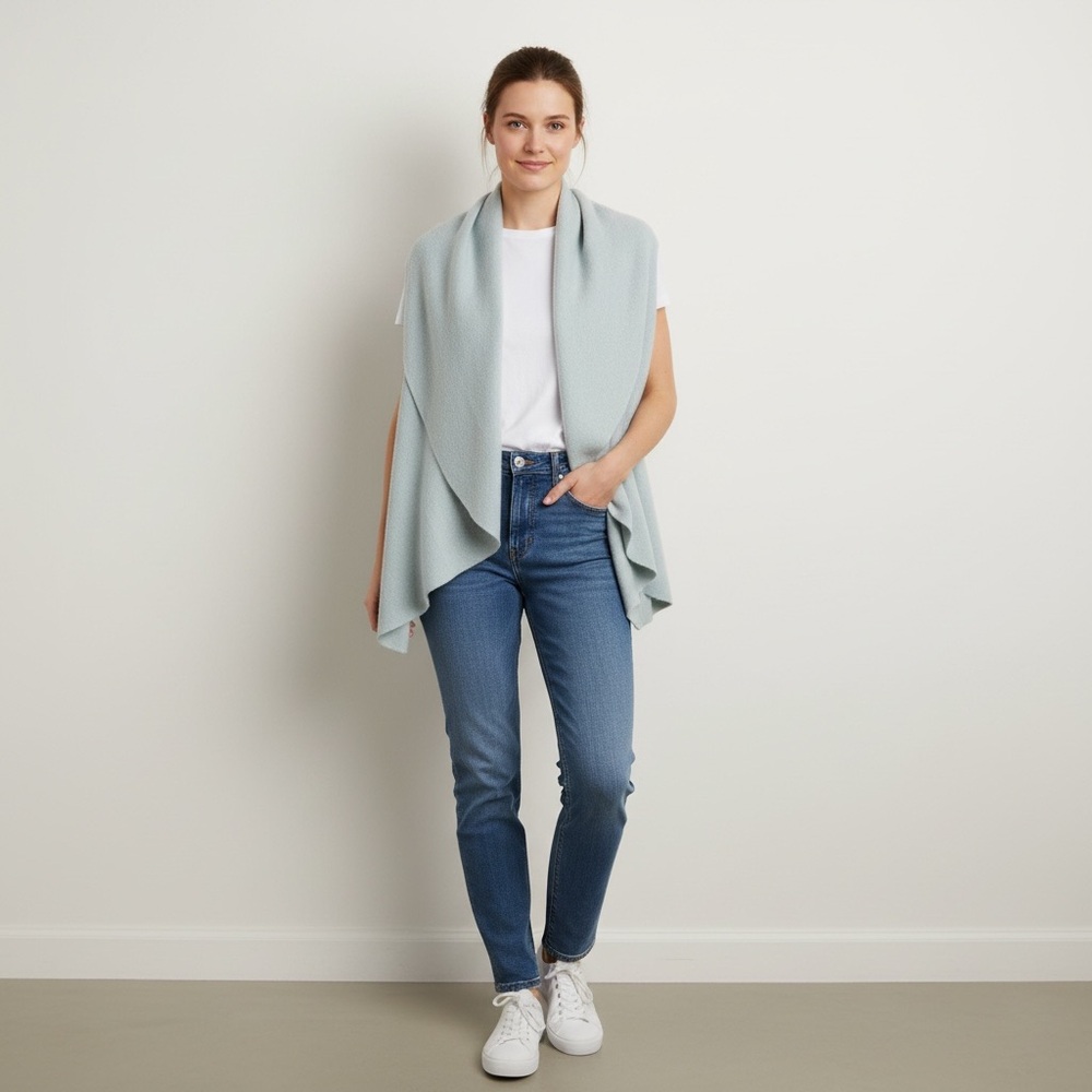 Elegant Light Gray Women's Cardigan